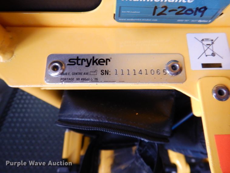 image for item DJ6996 2012 Ford F450 Super Duty  ambulance