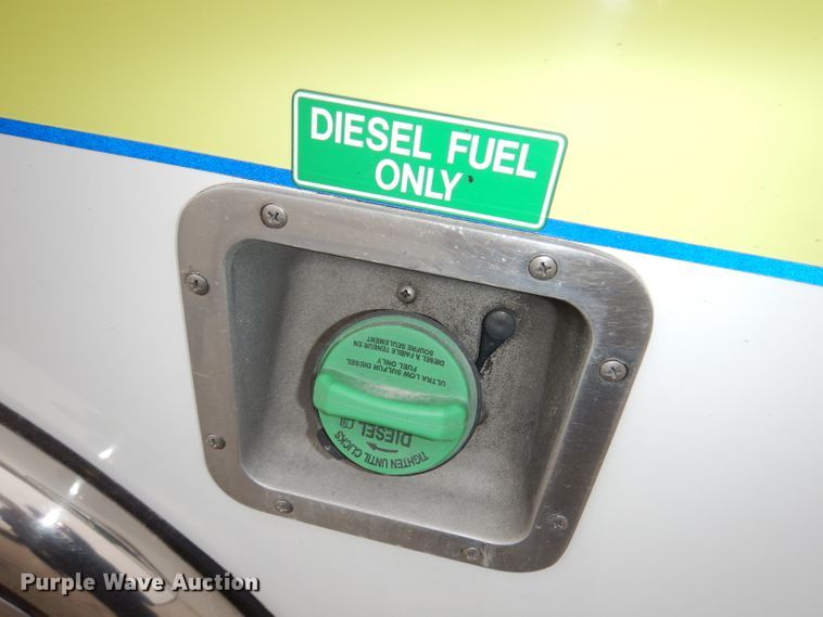 image for item DJ6996 2012 Ford F450 Super Duty  ambulance