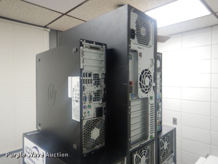 image for item DJ8580 (9) HP CPUs