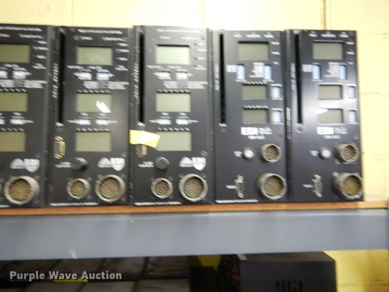 image for item DL2587 Traffic signal equipment