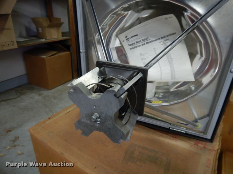 image for item DL2590 Light globes