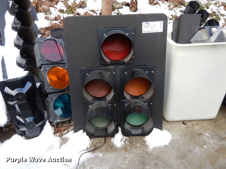 image for item DL2595 Traffic signals