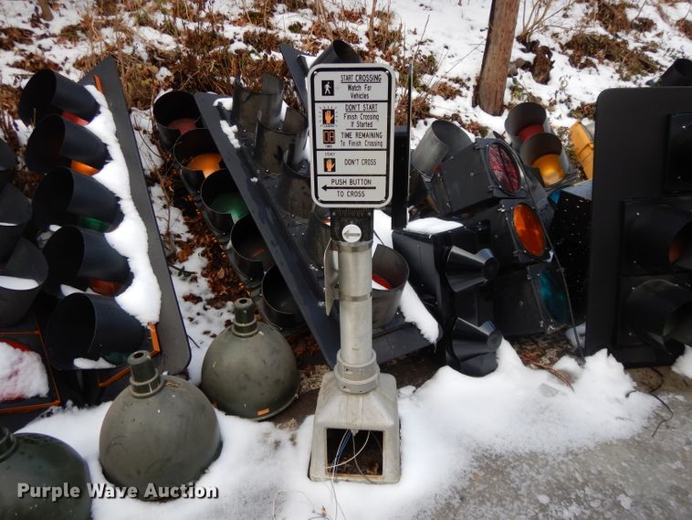 image for item DL2595 Traffic signals