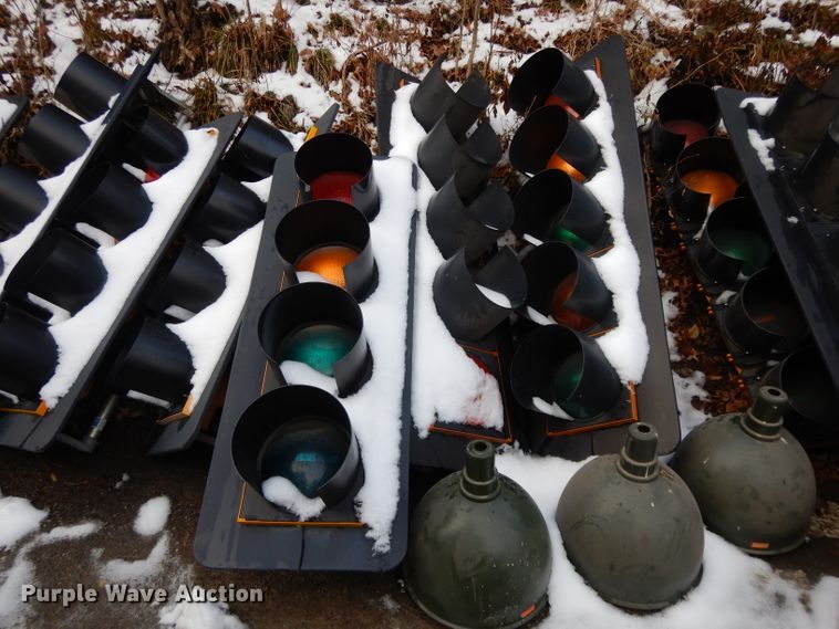 image for item DL2595 Traffic signals