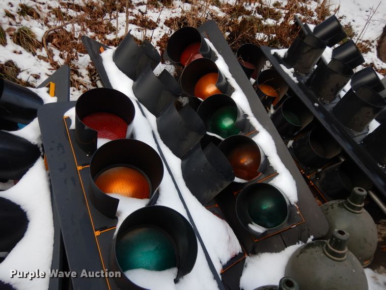 image for item DL2595 Traffic signals