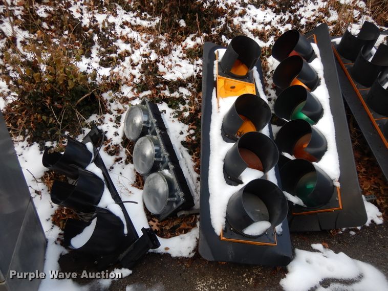 image for item DL2595 Traffic signals