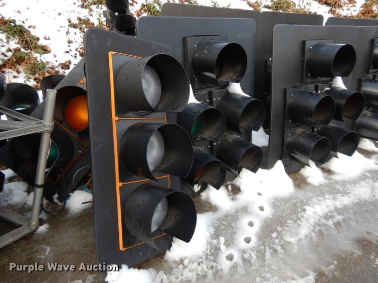 image for item DL2596 Traffic signals