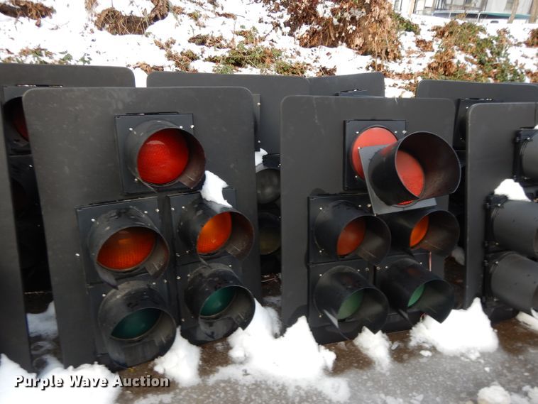 image for item DL2596 Traffic signals