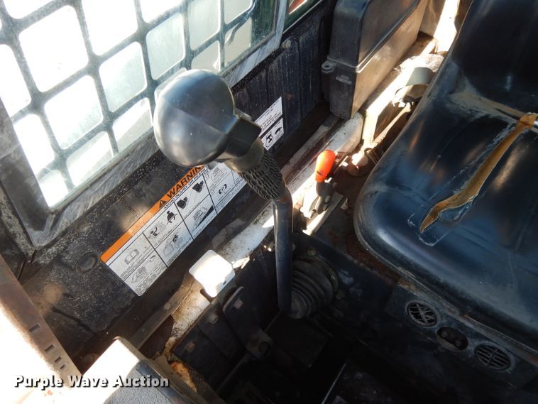 image for item DL2602 1996 Bobcat 853  skid steer loader