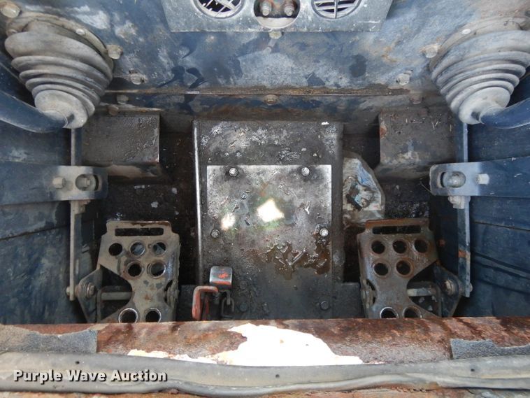 image for item DL2602 1996 Bobcat 853  skid steer loader