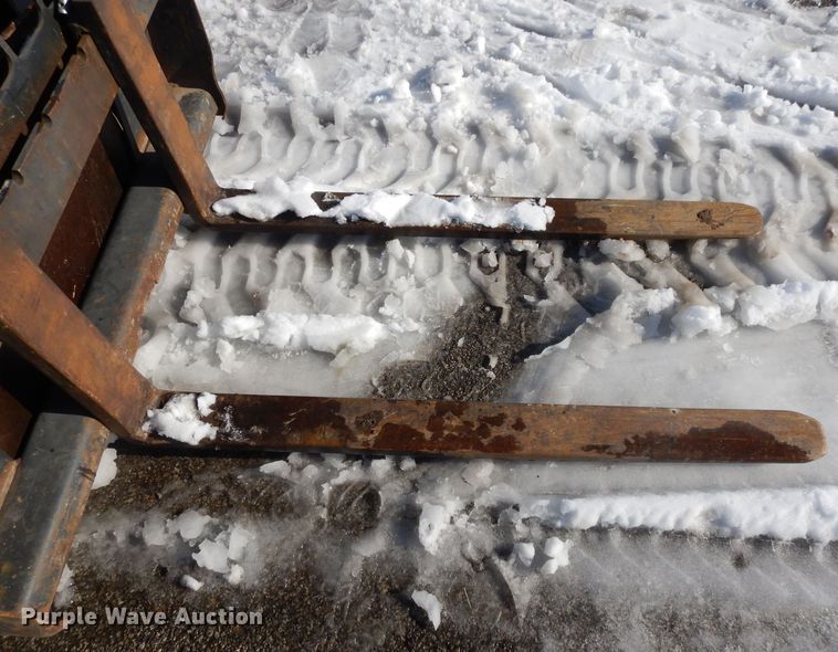 image for item DL2602 1996 Bobcat 853  skid steer loader