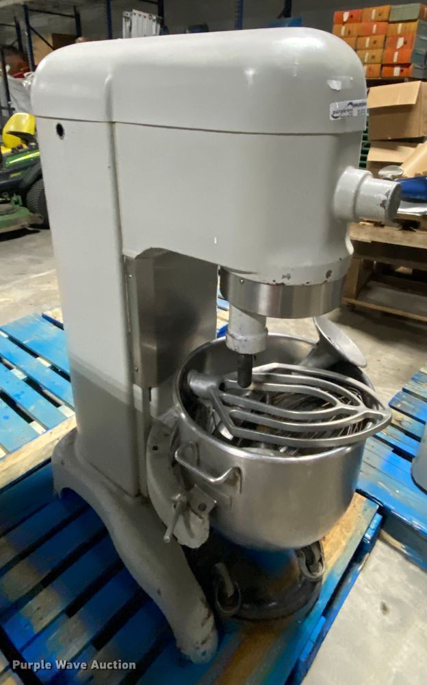 image for item EL9743 Hobart H600 mixer