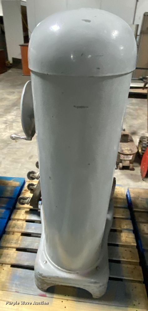 image for item EL9744 Hobart H600 mixer