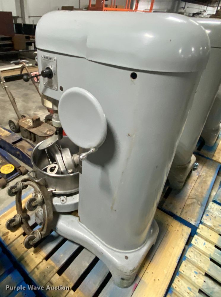 image for item EL9744 Hobart H600 mixer