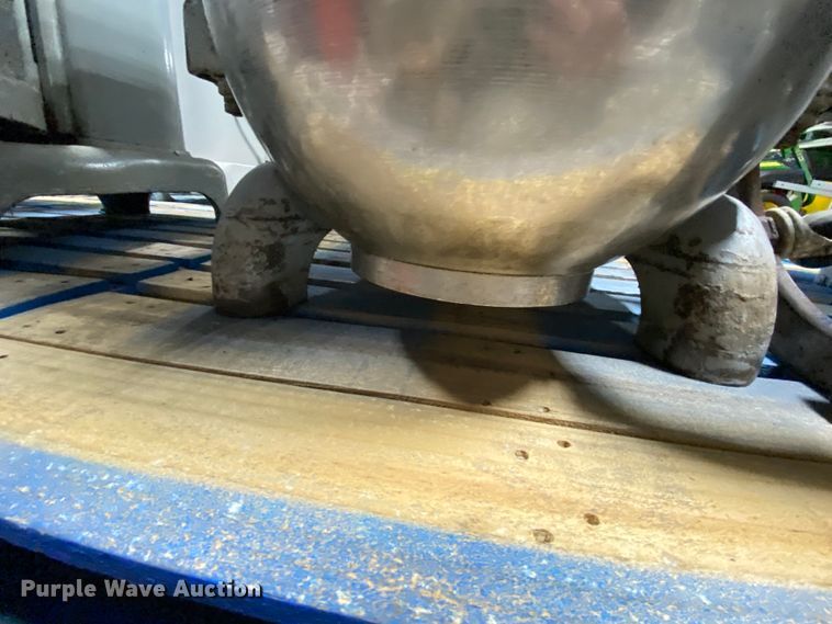 image for item EL9744 Hobart H600 mixer