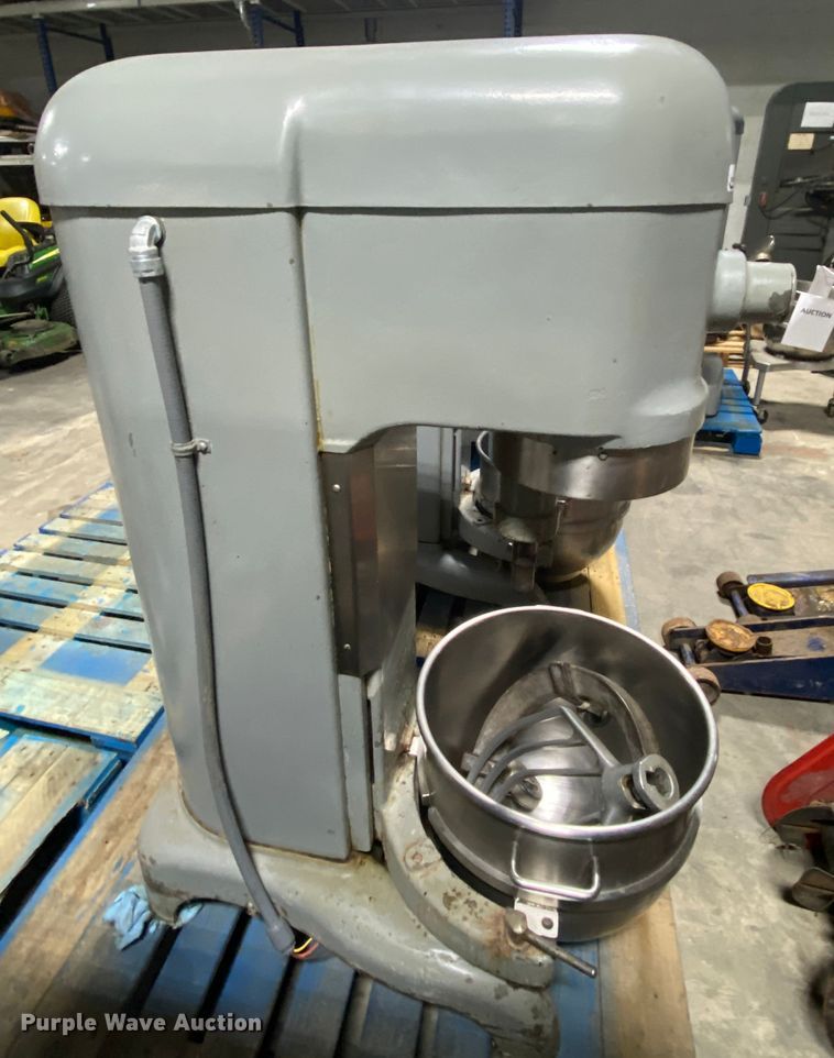 image for item EL9745 Hobart H600 mixer