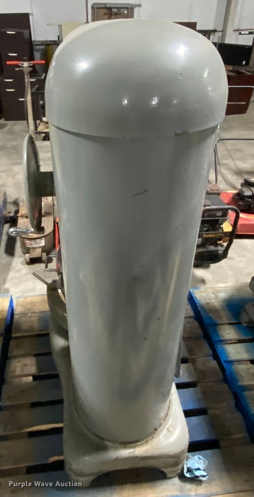 image for item EL9745 Hobart H600 mixer