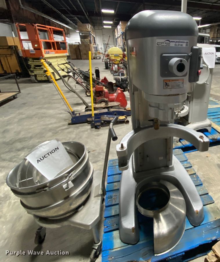image for item EL9746 Hobart HL600 mixer