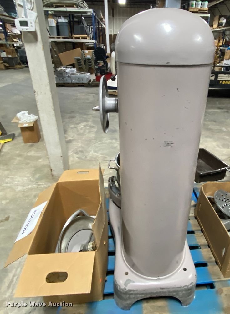 image for item EL9747 Hobart H600 mixer