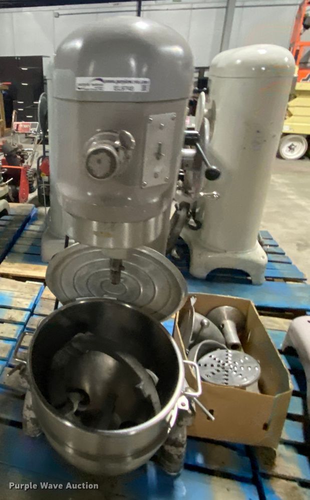 image for item EL9748 Hobart H600 mixer