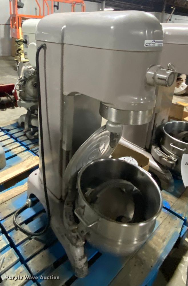 image for item EL9748 Hobart H600 mixer