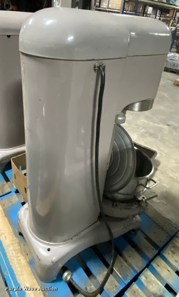image for item EL9748 Hobart H600 mixer