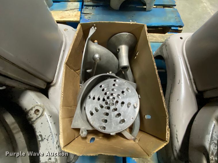 image for item EL9748 Hobart H600 mixer