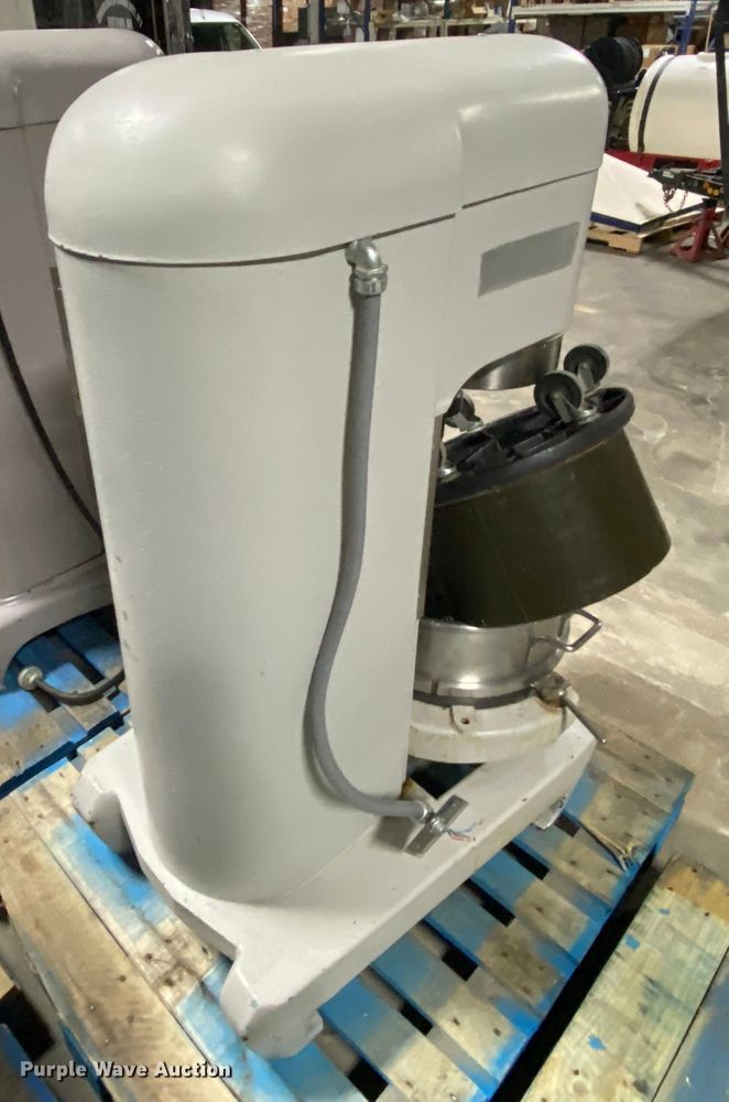 image for item EL9749 Hobart H600 mixer