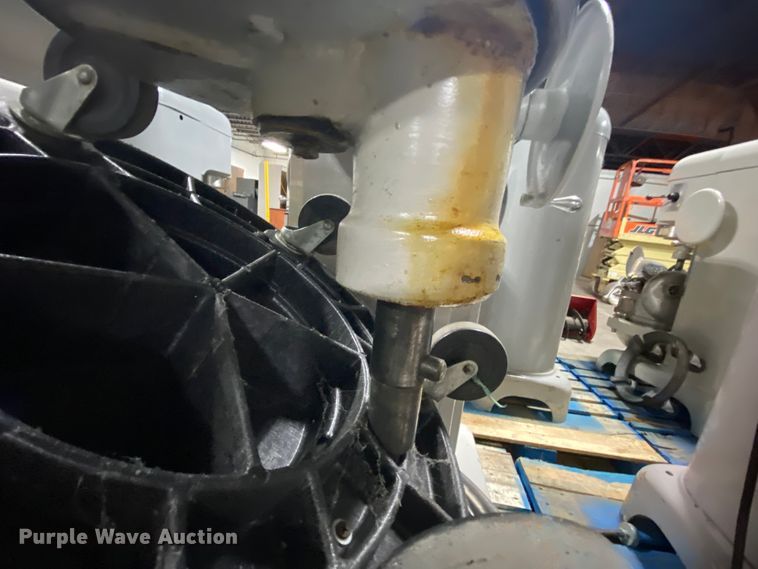 image for item EL9749 Hobart H600 mixer