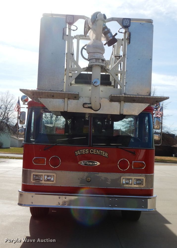 image for item GK9695 1981 Oshkosh V-1844M  aerial platform ladder truck