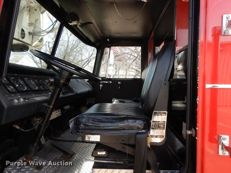 image for item GK9695 1981 Oshkosh V-1844M  aerial platform ladder truck