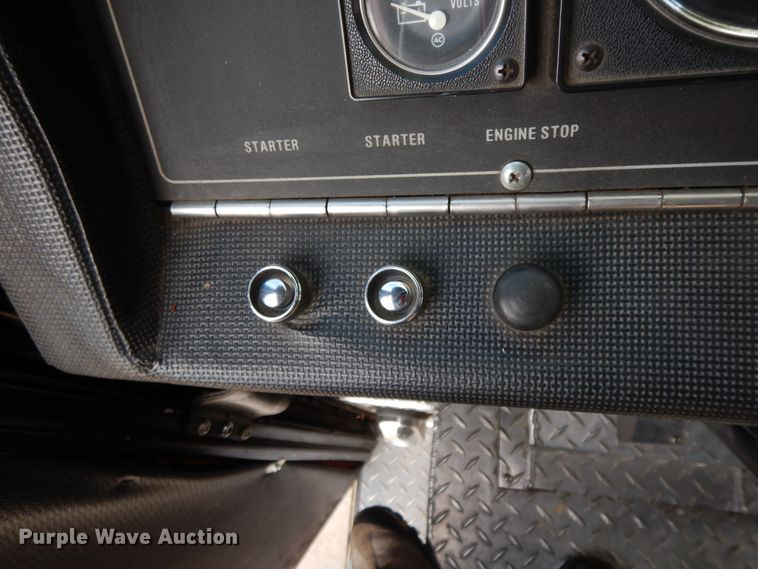 image for item GK9695 1981 Oshkosh V-1844M  aerial platform ladder truck