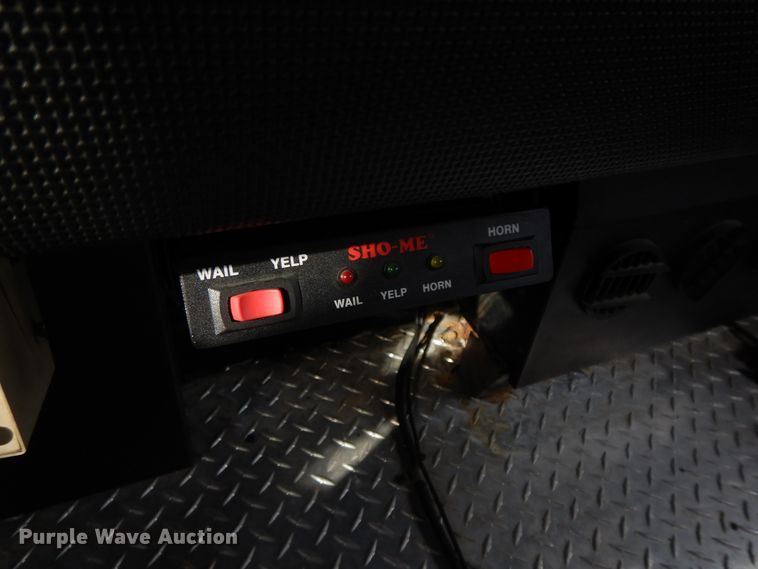 image for item GK9695 1981 Oshkosh V-1844M  aerial platform ladder truck