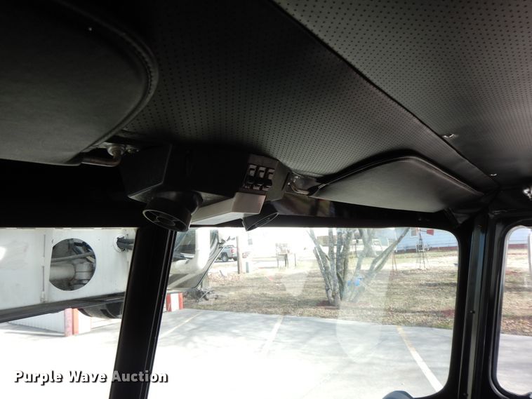 image for item GK9695 1981 Oshkosh V-1844M  aerial platform ladder truck