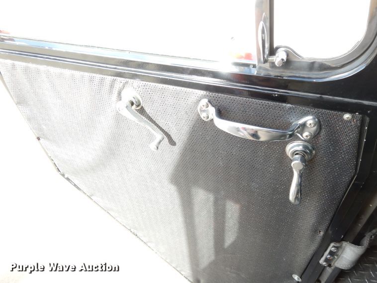 image for item GK9695 1981 Oshkosh V-1844M  aerial platform ladder truck