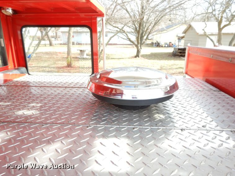 image for item GK9695 1981 Oshkosh V-1844M  aerial platform ladder truck