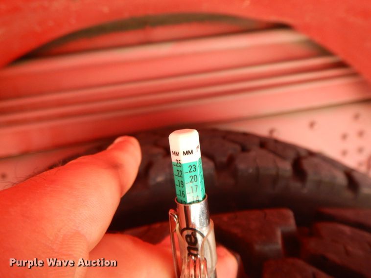 image for item GK9695 1981 Oshkosh V-1844M  aerial platform ladder truck