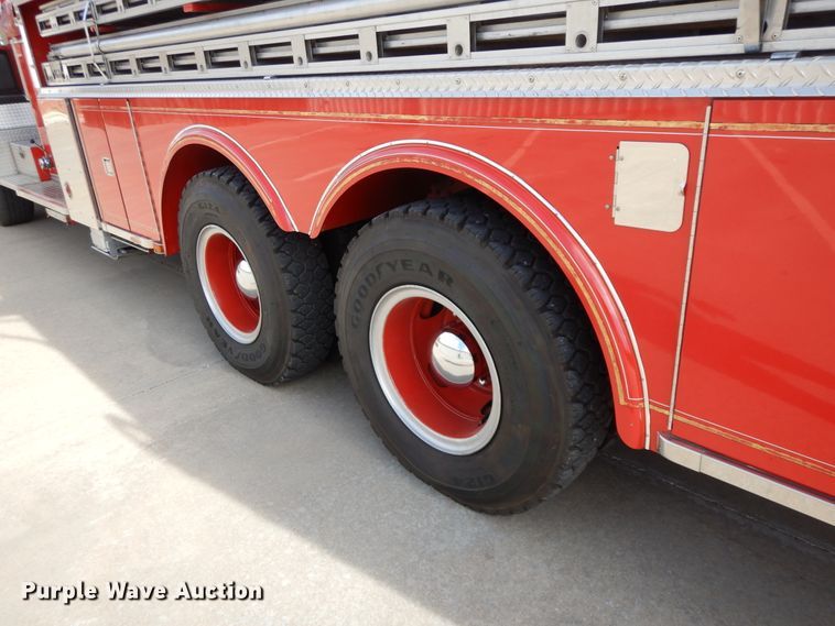 image for item GK9695 1981 Oshkosh V-1844M  aerial platform ladder truck