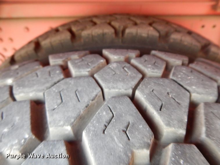 image for item GK9695 1981 Oshkosh V-1844M  aerial platform ladder truck