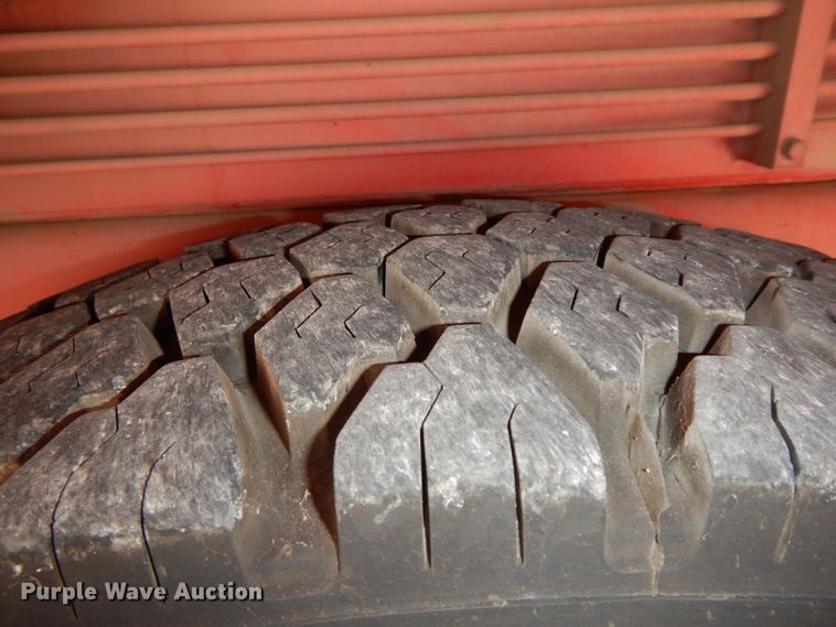 image for item GK9695 1981 Oshkosh V-1844M  aerial platform ladder truck