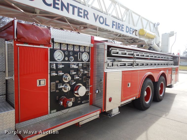 image for item GK9695 1981 Oshkosh V-1844M  aerial platform ladder truck