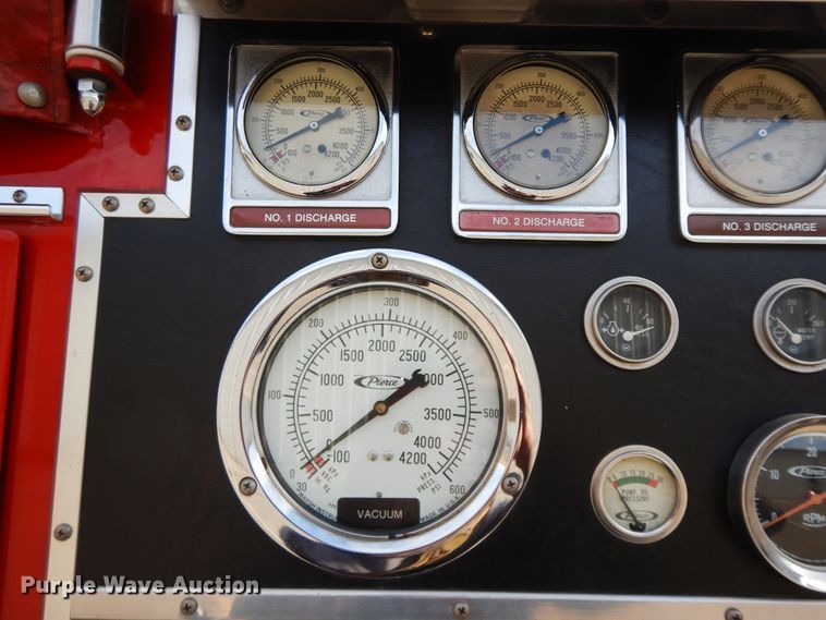 image for item GK9695 1981 Oshkosh V-1844M  aerial platform ladder truck