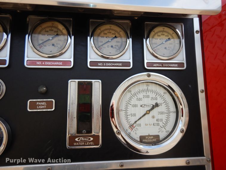 image for item GK9695 1981 Oshkosh V-1844M  aerial platform ladder truck