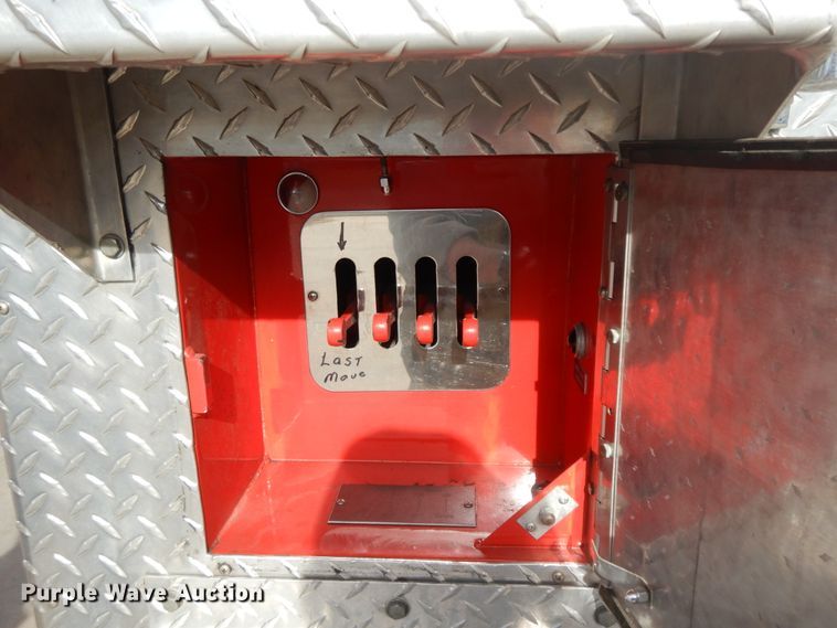 image for item GK9695 1981 Oshkosh V-1844M  aerial platform ladder truck