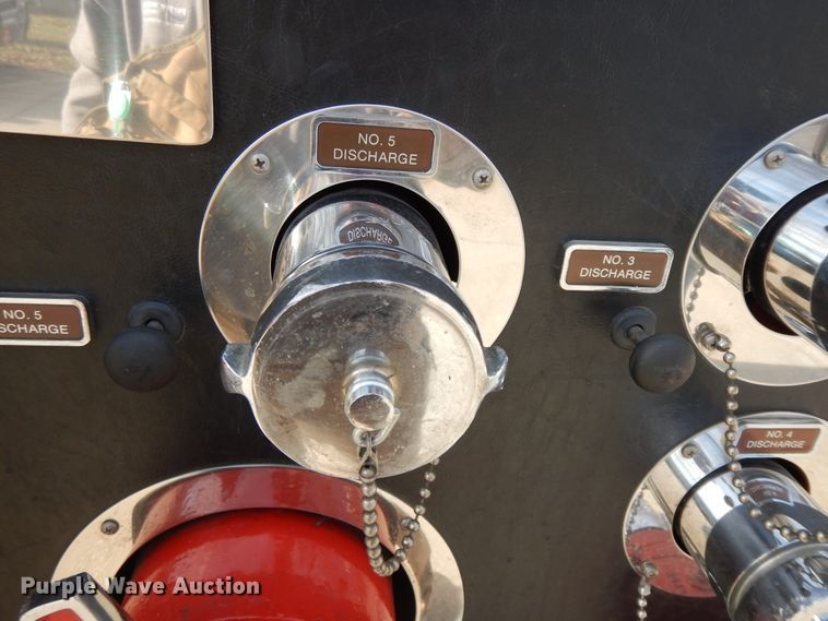 image for item GK9695 1981 Oshkosh V-1844M  aerial platform ladder truck