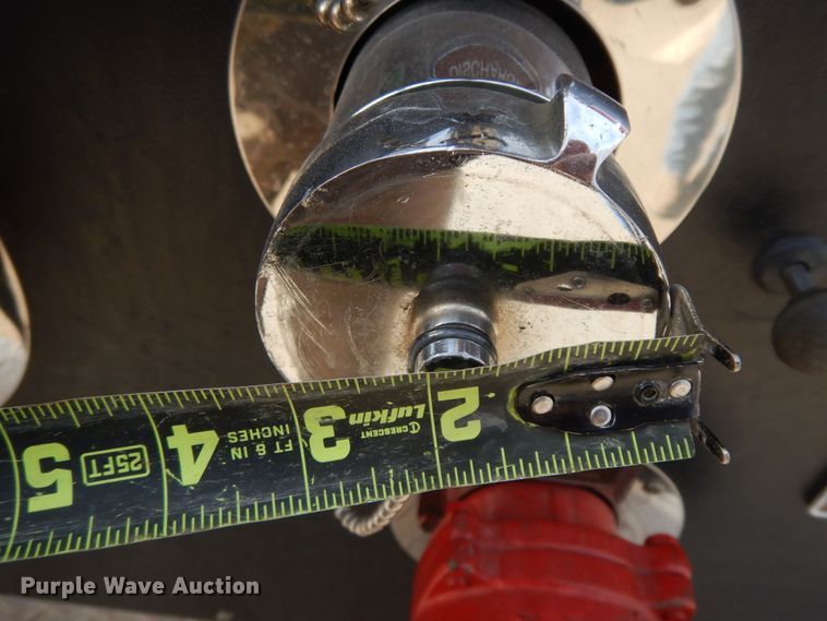 image for item GK9695 1981 Oshkosh V-1844M  aerial platform ladder truck