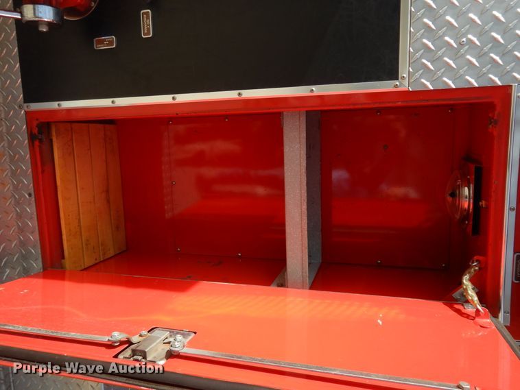 image for item GK9695 1981 Oshkosh V-1844M  aerial platform ladder truck