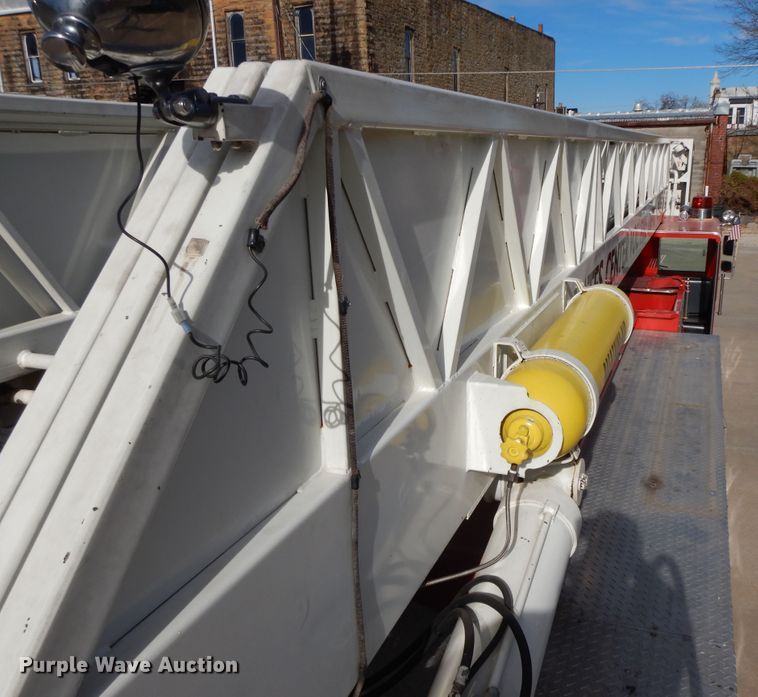 image for item GK9695 1981 Oshkosh V-1844M  aerial platform ladder truck