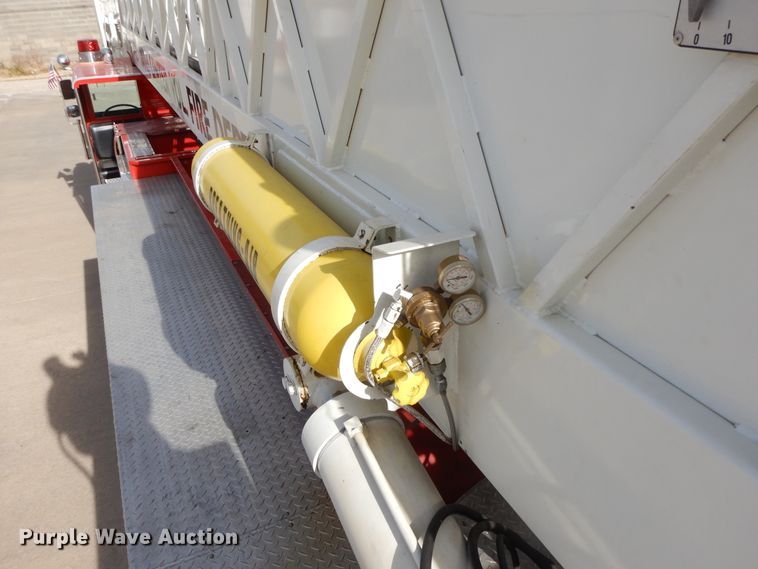 image for item GK9695 1981 Oshkosh V-1844M  aerial platform ladder truck