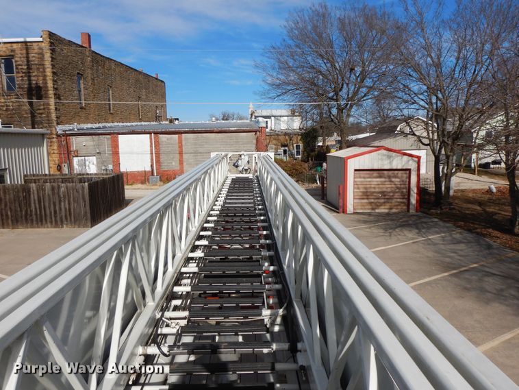 image for item GK9695 1981 Oshkosh V-1844M  aerial platform ladder truck